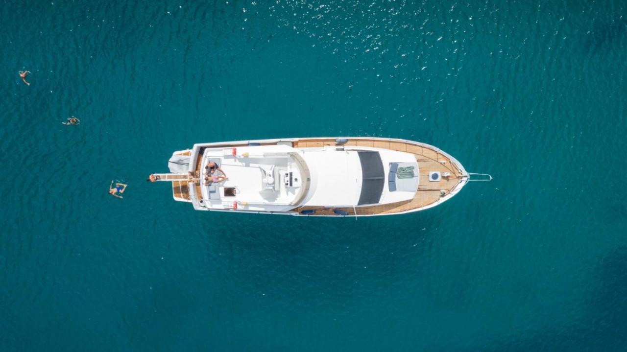 Sea Baroniv "Bedsonboat" Hotel Birgu Ngoại thất bức ảnh
